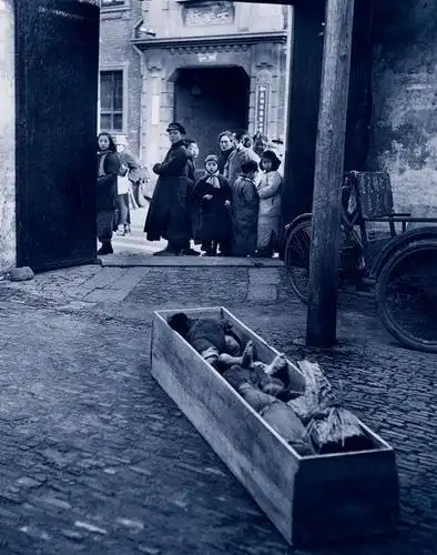 珍贵历史老照片,解放前夜的中国上海等地,美国《life》杂志拍摄