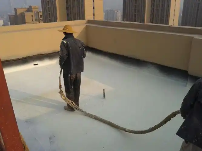 屋面喷涂保温施工