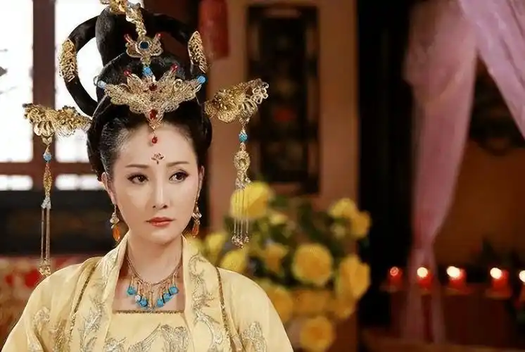 新城公主一生三段婚姻以皇后之礼下葬墓葬壁画为何全都无脸