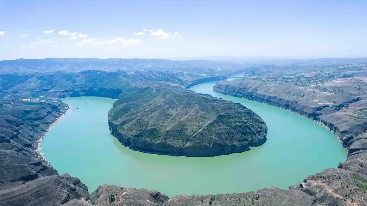 黄河原来也特别清澈!比九寨过还绿!你知道在哪里可以看到吗?