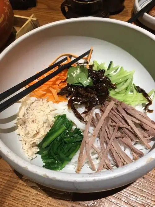 云海肴云南菜(闸北大悦城店)鸡丝凉米线图片 - 第118张