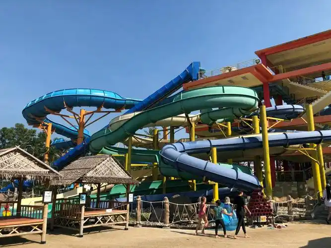 2019热带风暴水上乐园游玩攻略,普吉岛上的热带风暴水上乐园.