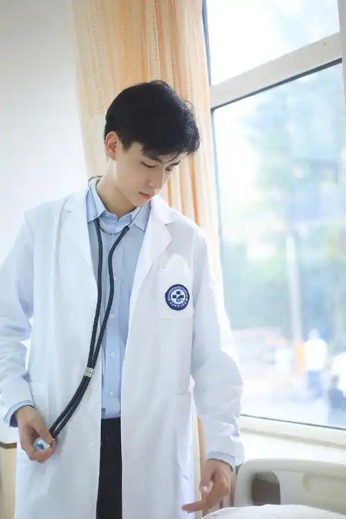 [胡一天][分享]171126 江医生 你帅得有点犯规了