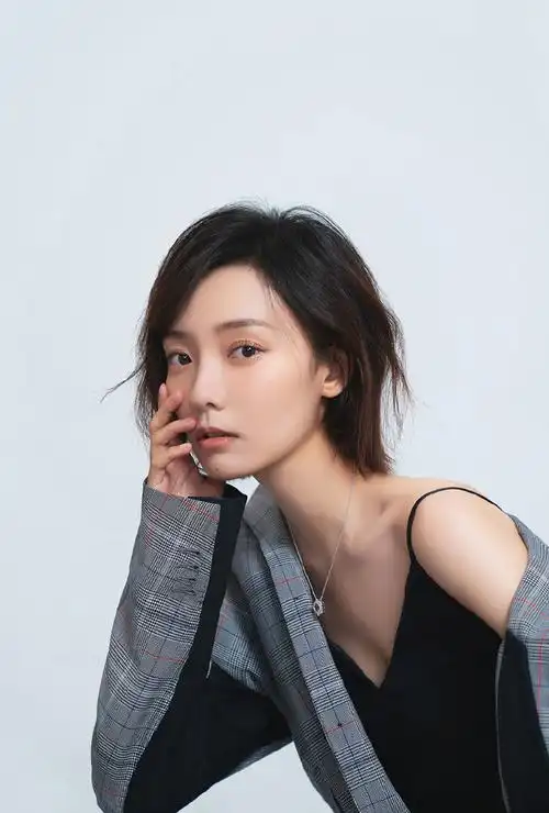 林源赵东泽时尚杂志写真图片