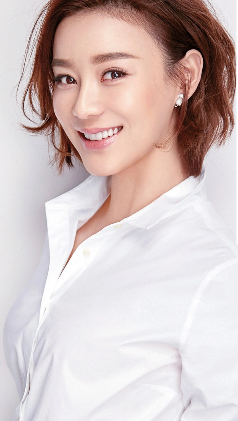 袁姗姗时尚靓丽写真,魅力迷人,真漂亮