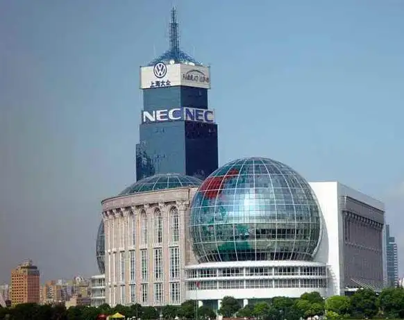 提示景点简介上海国际会议中心东方滨江大酒店地处陆家嘴金融贸易中心