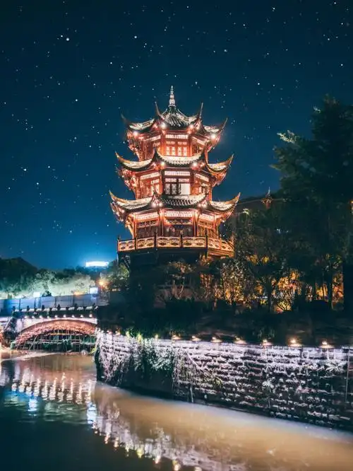 很多人听说过成都青羊宫但没听说过琴台故径90而这里有着卓文君和