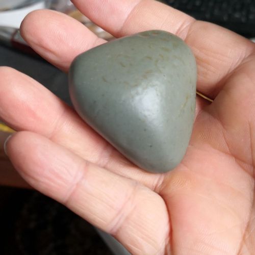 金丝玉泥石玉(克拉玛依乌尔禾地表料)