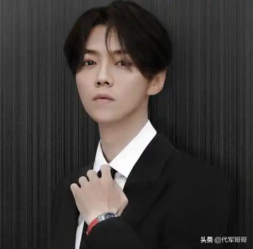 小脸男人电影剧情「详细介绍」 _晶羽科技