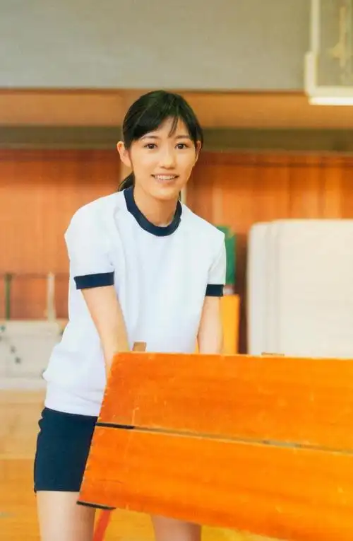 momoko酱的相册-渡边麻友-最后の制服