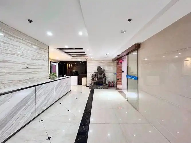 (出租) 积玉桥 高层一线江景湖景 带全套家具  大气门头 恒大写字楼