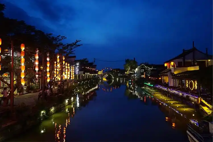 销魂处,最是细雨西塘