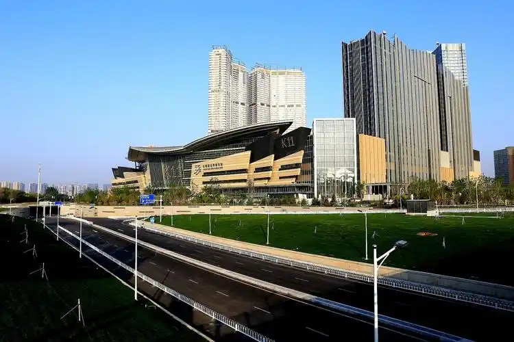 沈阳是我家,我爱我的家.之三 作者:赵连弟