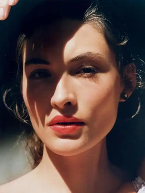 超模格蕾丝伊丽莎白graceelizabeth拍摄的时尚杂志