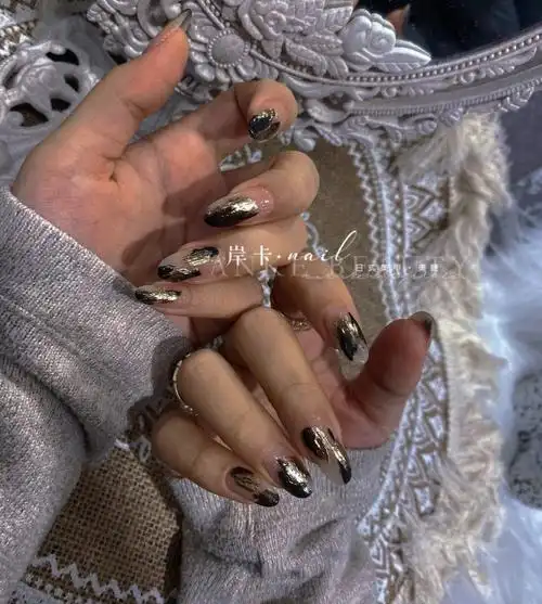 ysl配色黑金美甲高级ins风