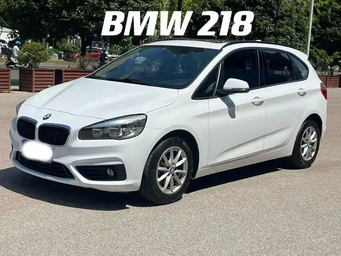 17年宝马2系旅行车 218i 时尚型,喜欢可谈