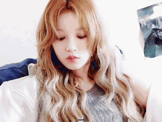 饭修gif  恭喜宋雨琦在成为我的老公比赛中获得第一名05的好成绩