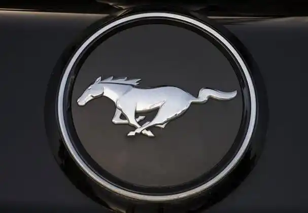 车标一匹马的跑车 车标一匹马的跑车是什么