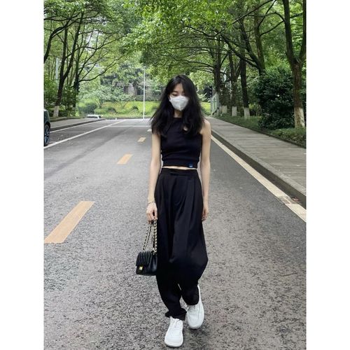 8时尚套装2021夏季新款韩版气质显瘦西服连体短裤女小众黑色衬衫裙已