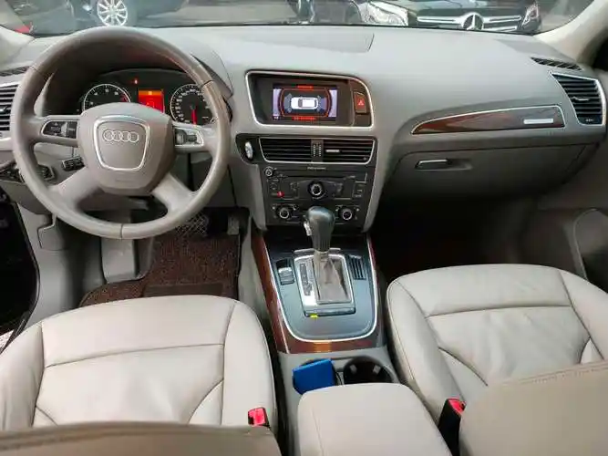 奥迪 奥迪q5  2012款 2.0tfsi 技术型图片