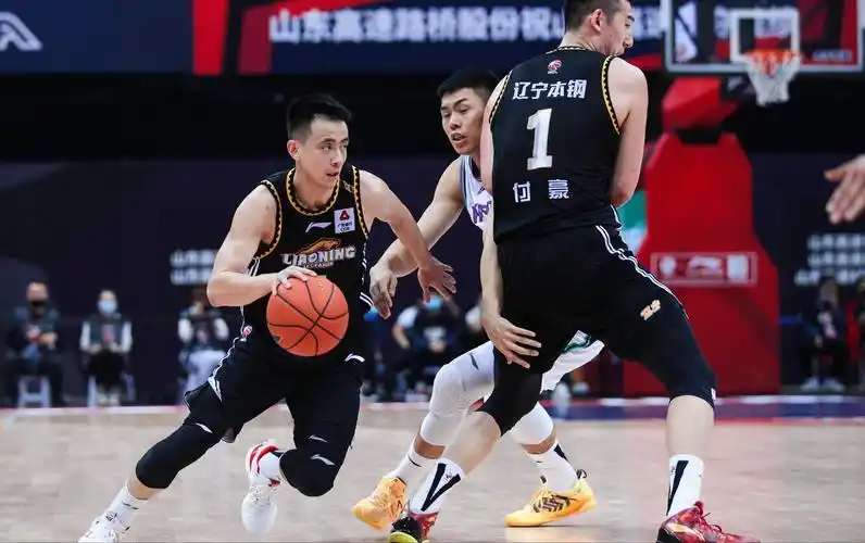 诸暨退出给姚明出难题,辽宁队争冠或迎良机|辽宁队|cba|赛区_新浪新闻