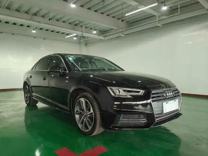奥迪 奥迪a4l  2018款 30周年年型 40 tfsi 运动型图片