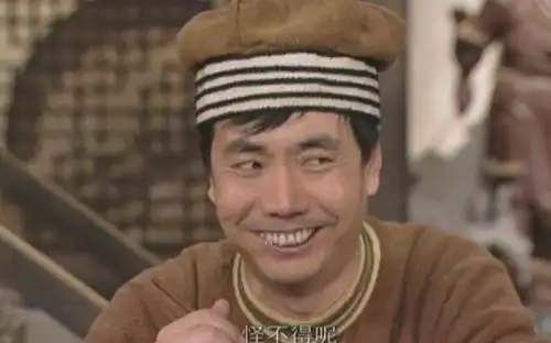 最后一个就要说说邢捕头(范明饰),在《武林外传》中邢捕头是七侠镇上