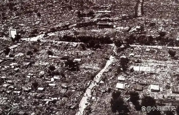 将军的昼夜辛苦之下,整个唐山大地震的抢险救援工作进展得有条不紊