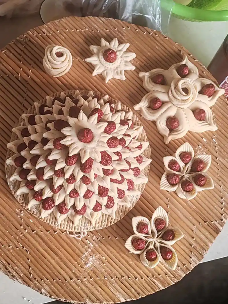 枣花馍亲手制作 祝大家团团圆圆 - 抖音