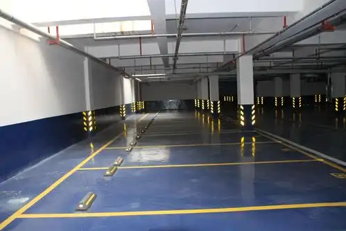 现代风格车库装修图片装修效果图