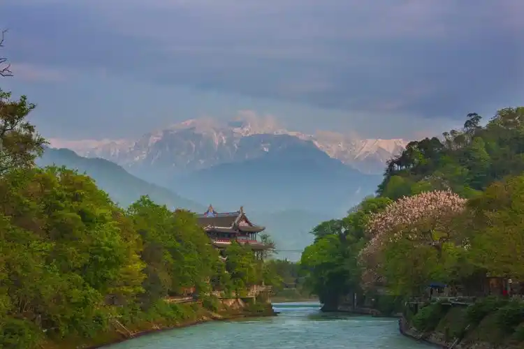 成都都江堰市探索答好生态价值转化的时代答卷