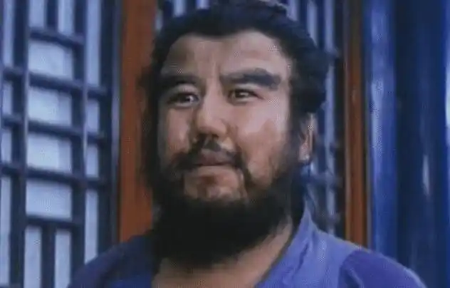 4个不同版本的"程咬金",前三位各有特点,但他才是真正的经典