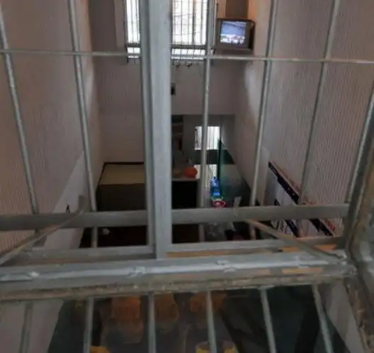 看守所里的生活是怎样的