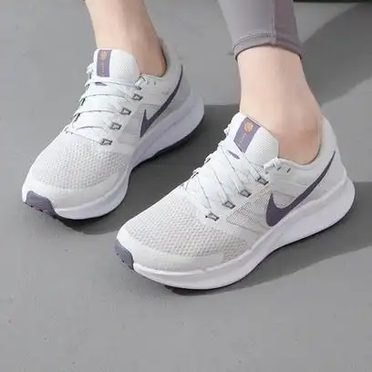 nike耐克女鞋网面透气运动跑步鞋dr2698-010