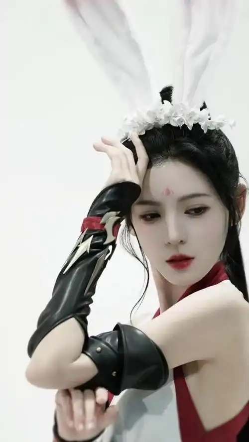 张予曦cos斗罗大陆小舞真是美得不可方物