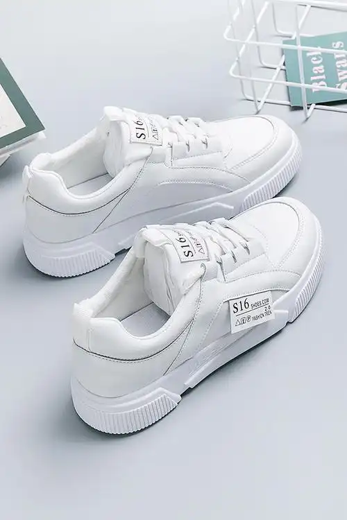 小白鞋女春季2020新款鞋子女百搭休闲鞋平底板鞋学生韩版运动