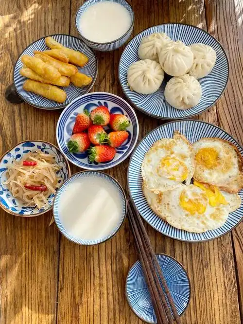 周三女儿的传统中式早餐,15分钟做一桌,营养搭配好吃又美味
