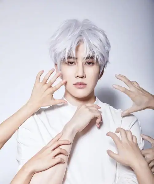 扒娱瓜mike为争儿子抚养权节衣缩食与前女友分手后又赔钱又赔房子