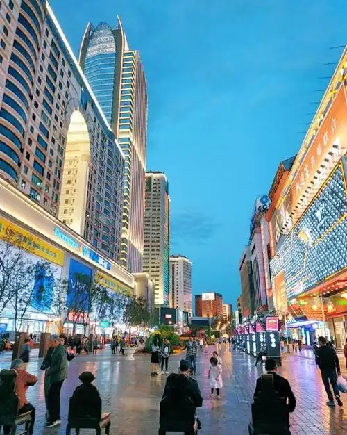 夜色至,春城最美时:盘点昆明夜市|步行街|五华区|昆明市_网易订阅