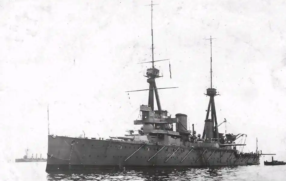 战舰欣赏:英国 无敌级战列巡洋舰