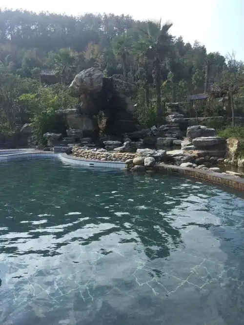 罗田三里畈温泉