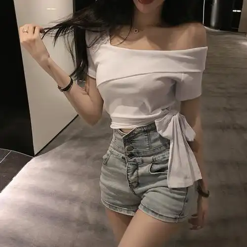 性感锁骨心机女2020新款洋气百搭露肩短袖t恤一字领斜肩绑带上衣-依芙