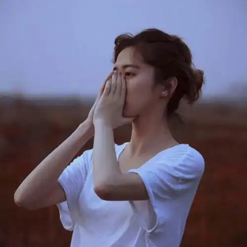 能推荐点成熟一点的微信头像吗