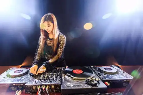 dj串烧打碟,dj打碟歌曲