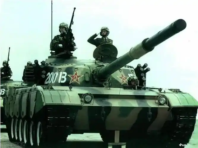 p>88式主战坦克(英文:type 88 main battle tank),是中国继59式,69式