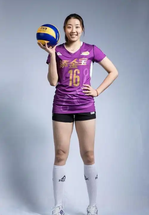亚俱杯天津女排大名单出炉 姚迪亮相发布会刘晓彤龚翔宇加盟