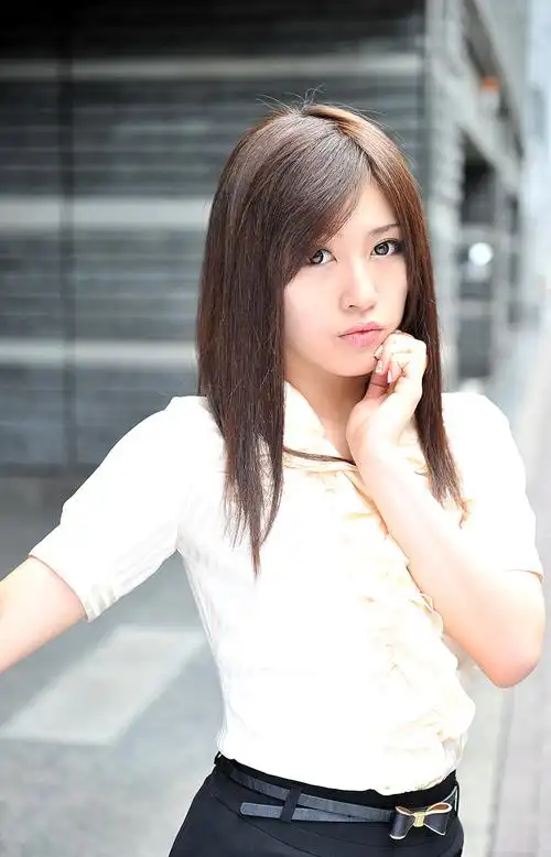 小泉ミツカ-百科君