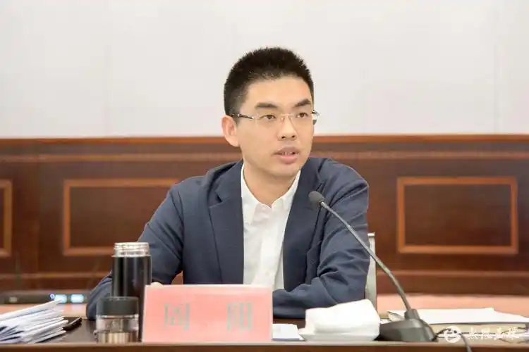 玉环举行"打赢经济企稳回升攻坚战"重大项目推进会