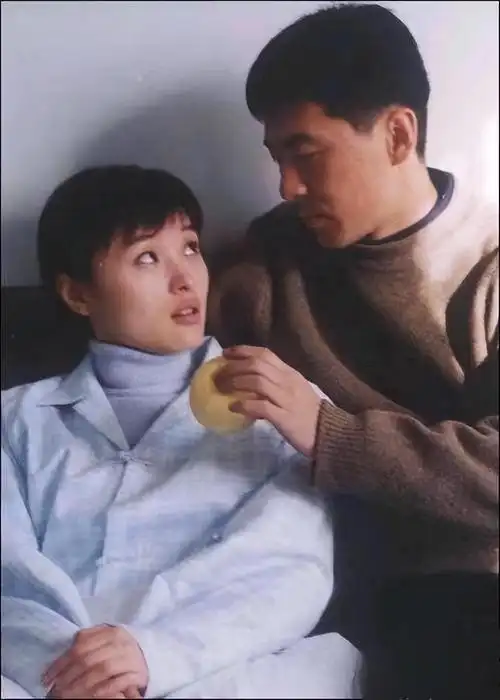 回顾吴越和陈建斌在一起五年遭抛弃婚姻不一定是女人的归宿