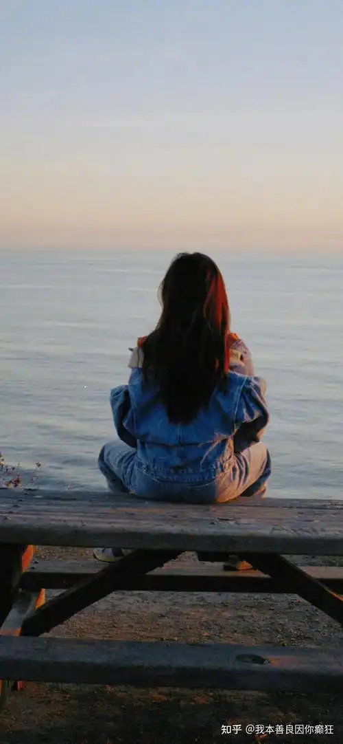 可以推荐一些好看到炸的手机壁纸吗